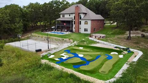 Private Pool, Pickleball Ct, Mini Golf, Fire Pit