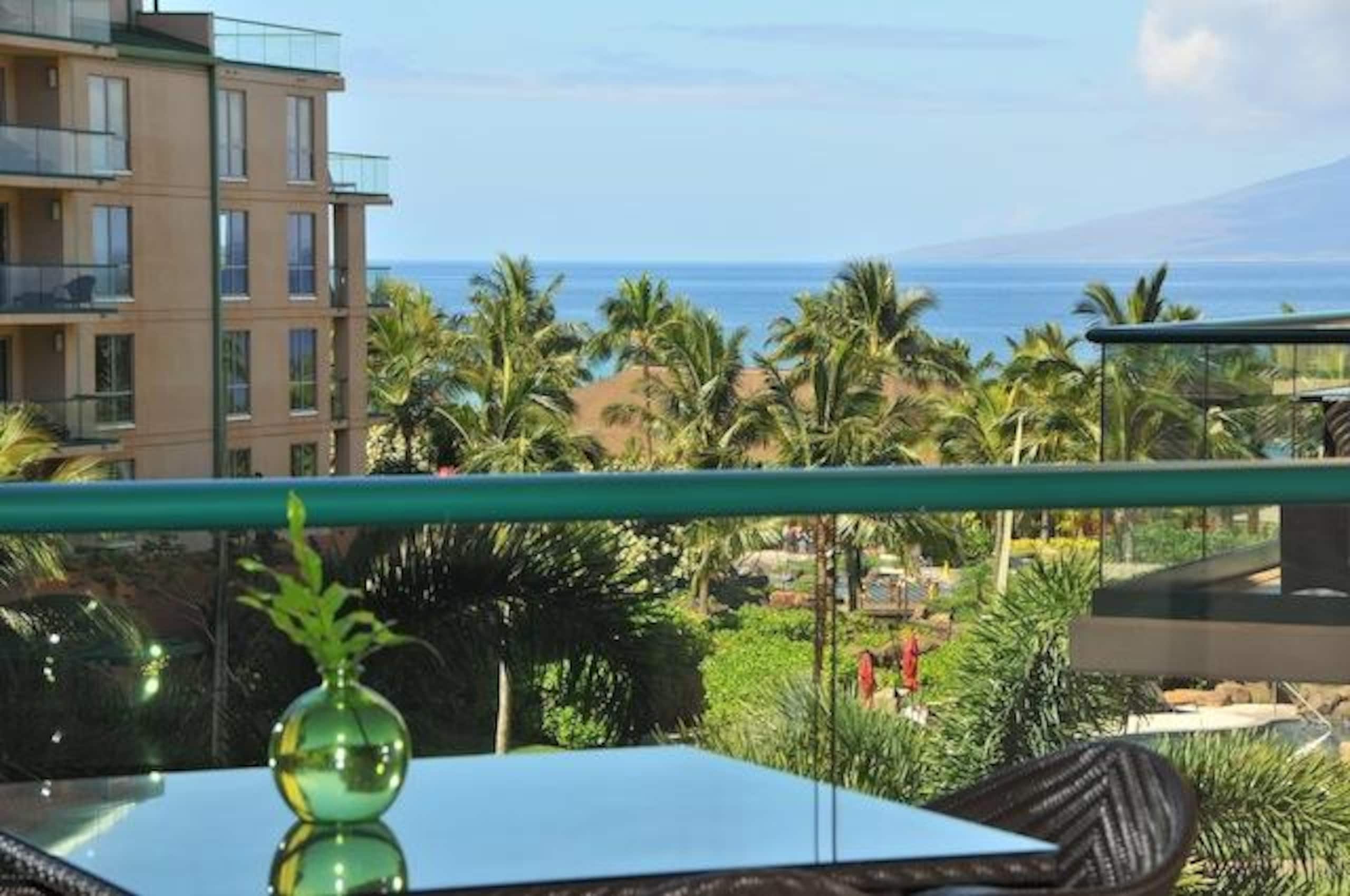 Condo in Lahaina · ★4.91 · 1 bedroom · 2 beds · 1 bath - Image 24