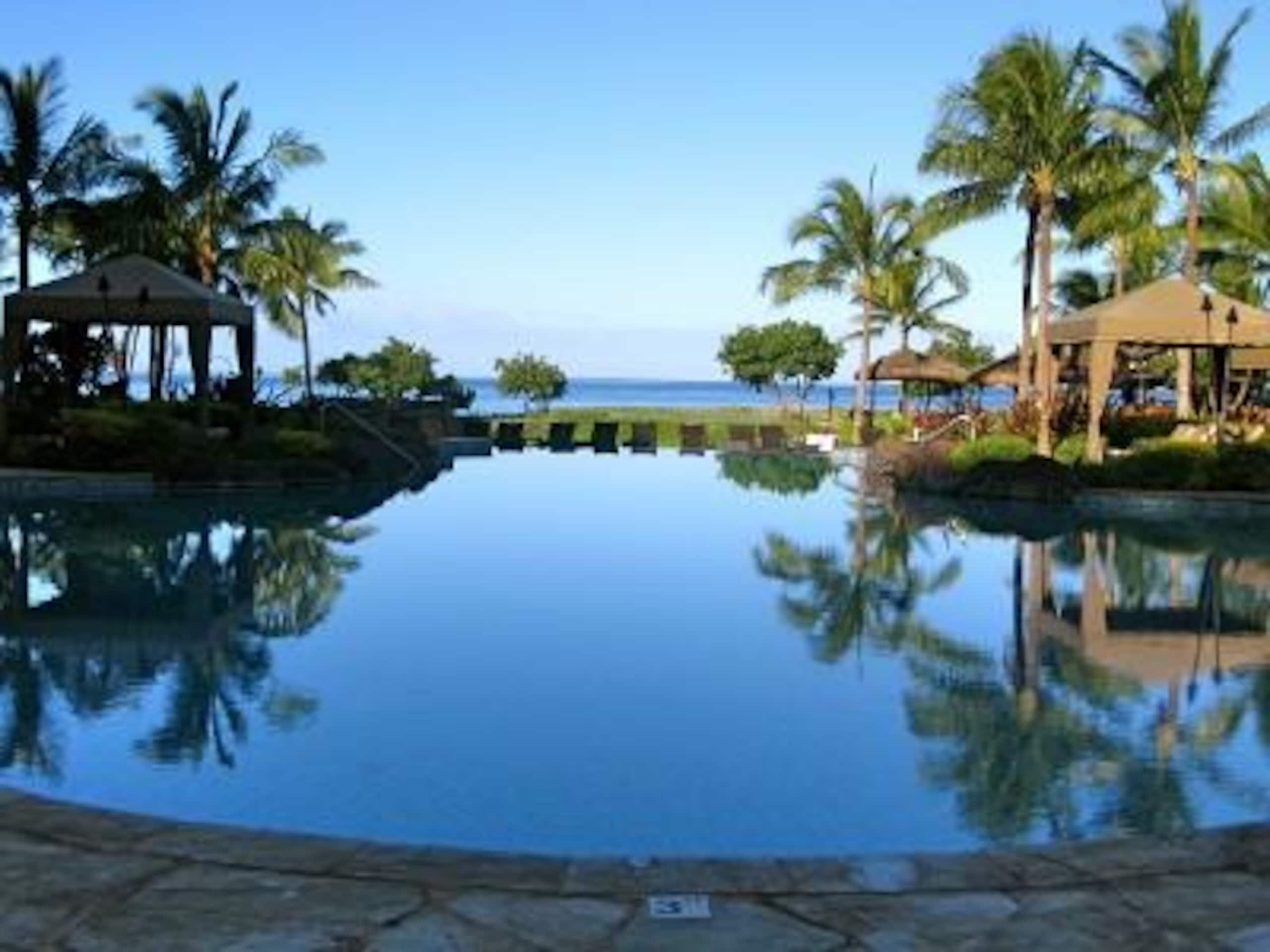 Condo in Lahaina · ★4.91 · 1 bedroom · 2 beds · 1 bath - Image 34