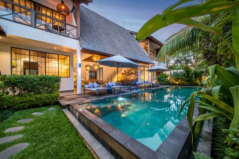 8br Group Getaway: Villa Complex Canggu