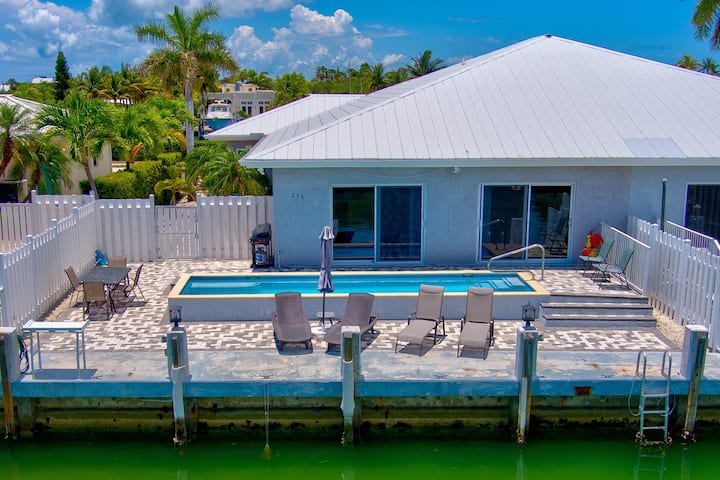P22 - Lovely 3 Bedroom 2 Bath Duplex With Private - Florida Keys