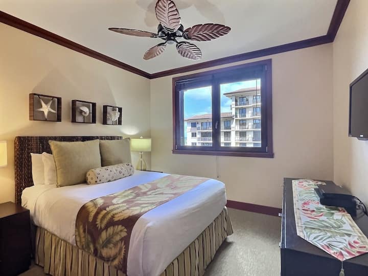 Segundo dormitorio (medio) con una cama tamaño queen