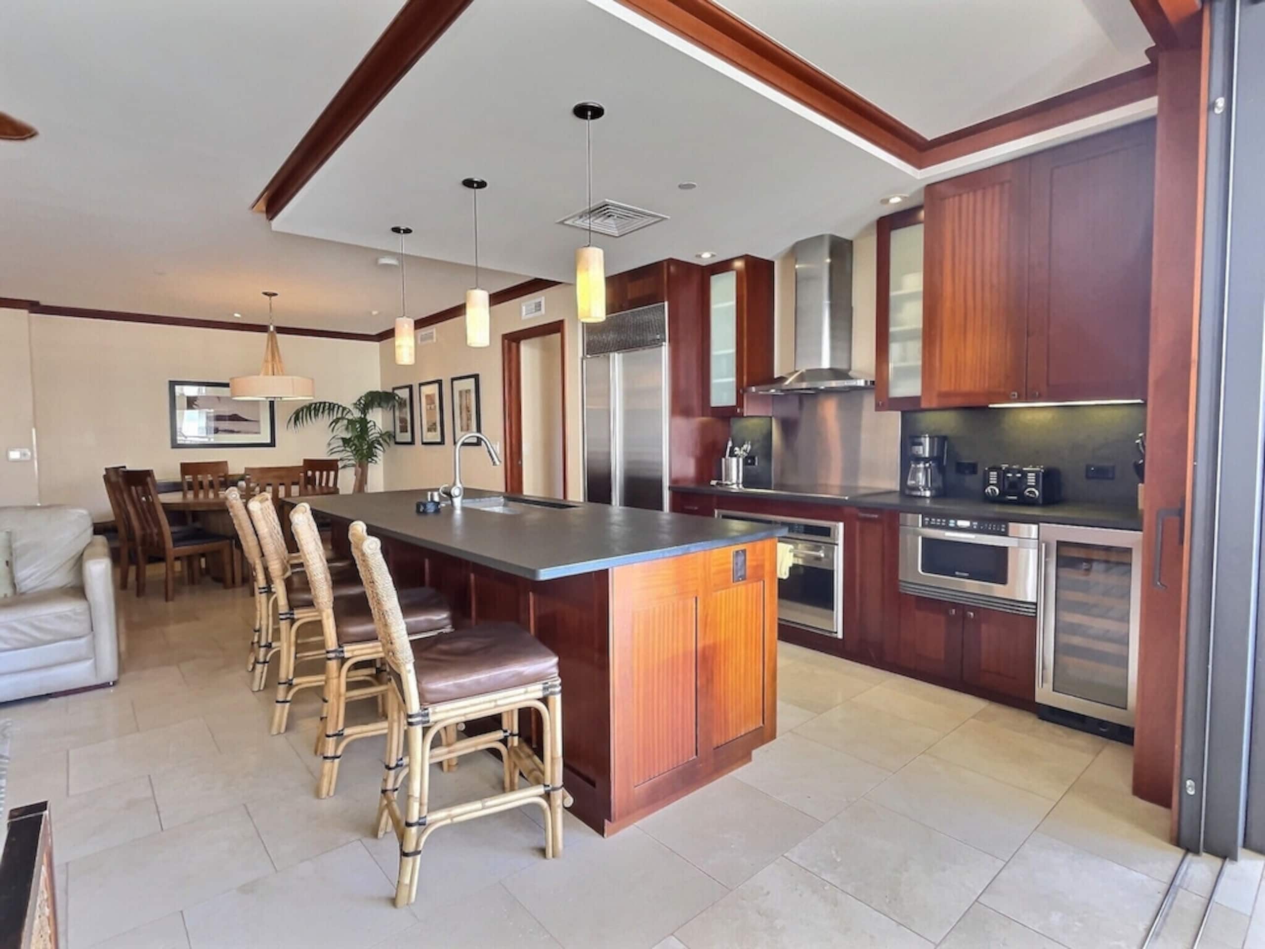 Condo in Kapolei · ★5.0 · 3 bedrooms · 5 beds · 3 private baths - Image 10