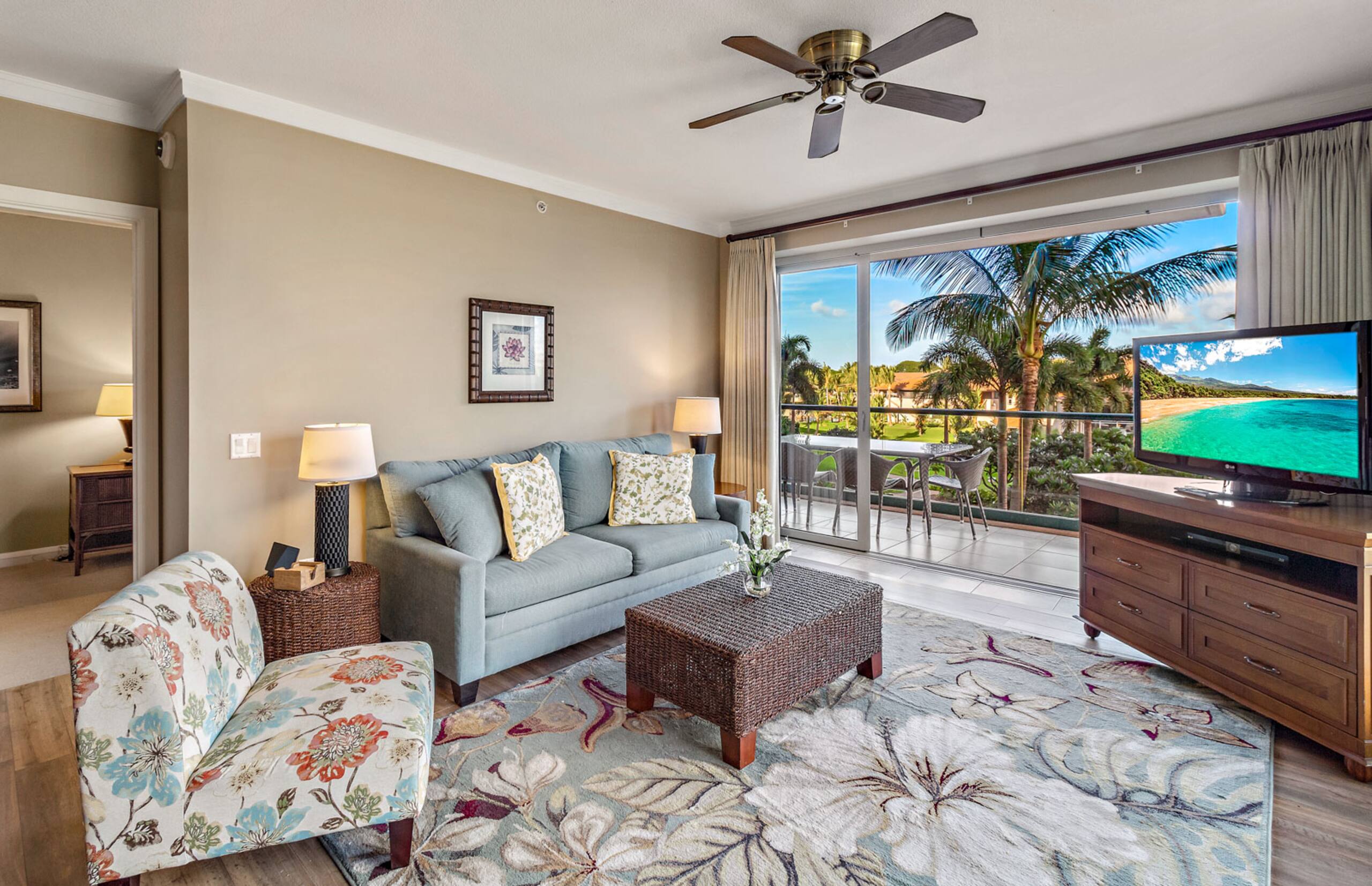 Condo in Lahaina · ★4.0 · 2 bedrooms · 3 beds · 2 baths - Image 3