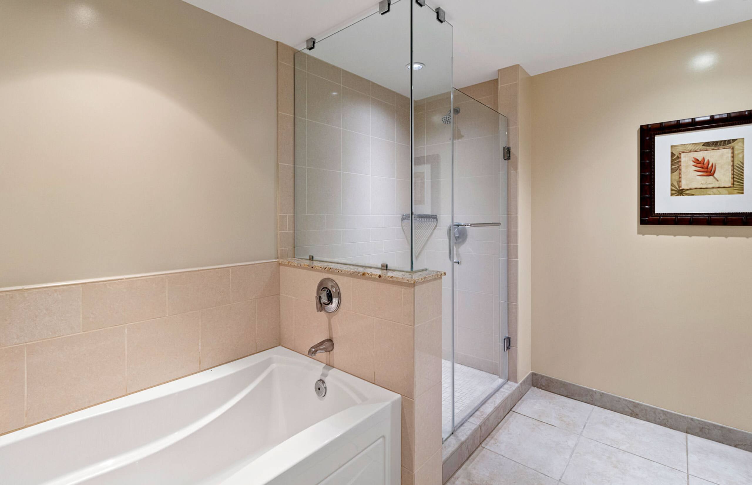 Condo in Lahaina · ★4.0 · 2 bedrooms · 3 beds · 2 baths - Image 15