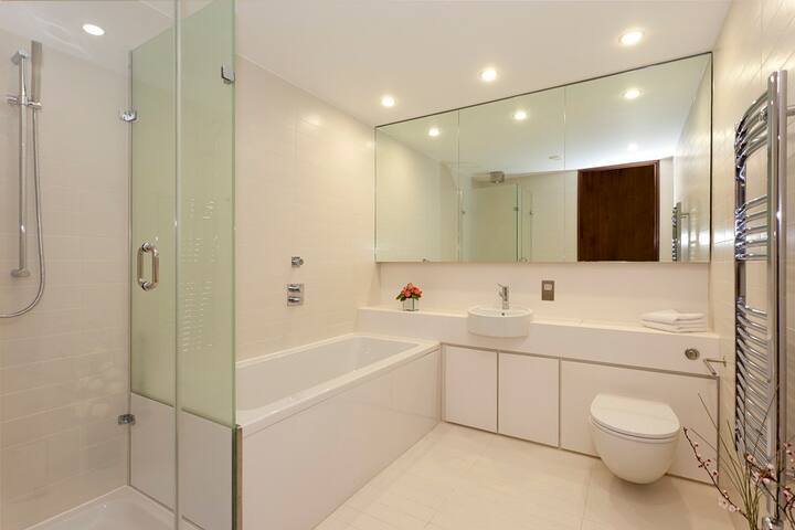 Three Bedroom at Cove St Martins gallery image 4