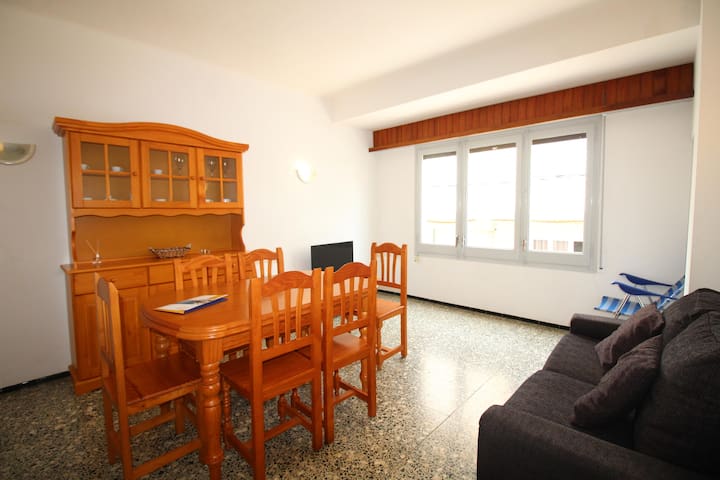 s. elcano 1-e – bright apartment, just 100 meters