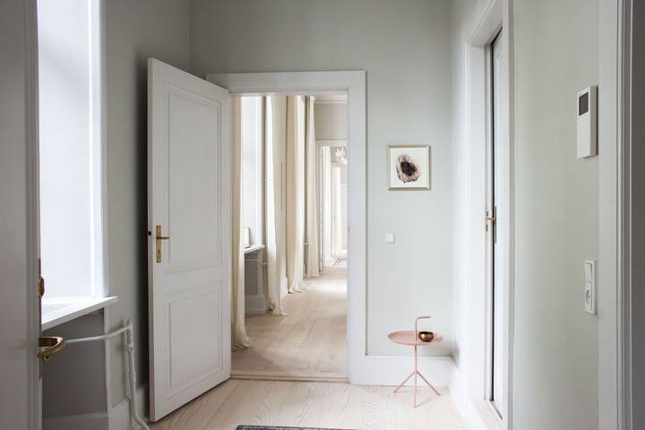 Luxury apartment in the heart of copenhagen – hols gallery image 2