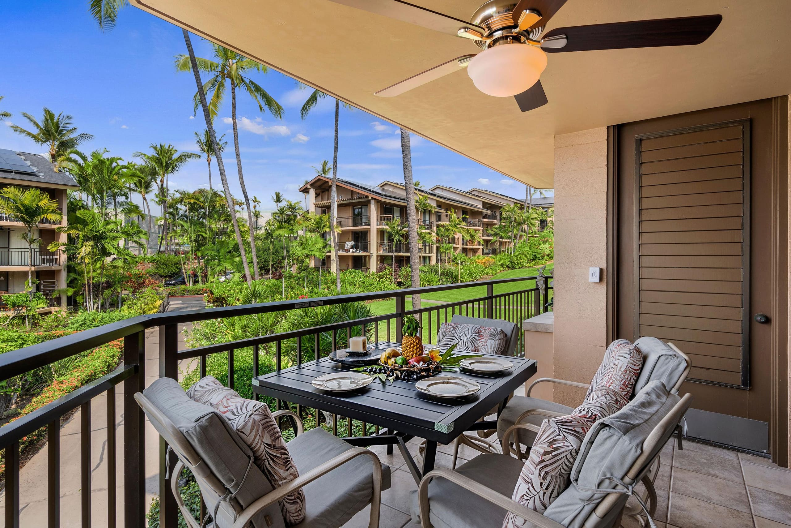 Condo in Kailua-Kona · ★4.94 · 2 bedrooms · 3 beds · 2 baths - Image 20