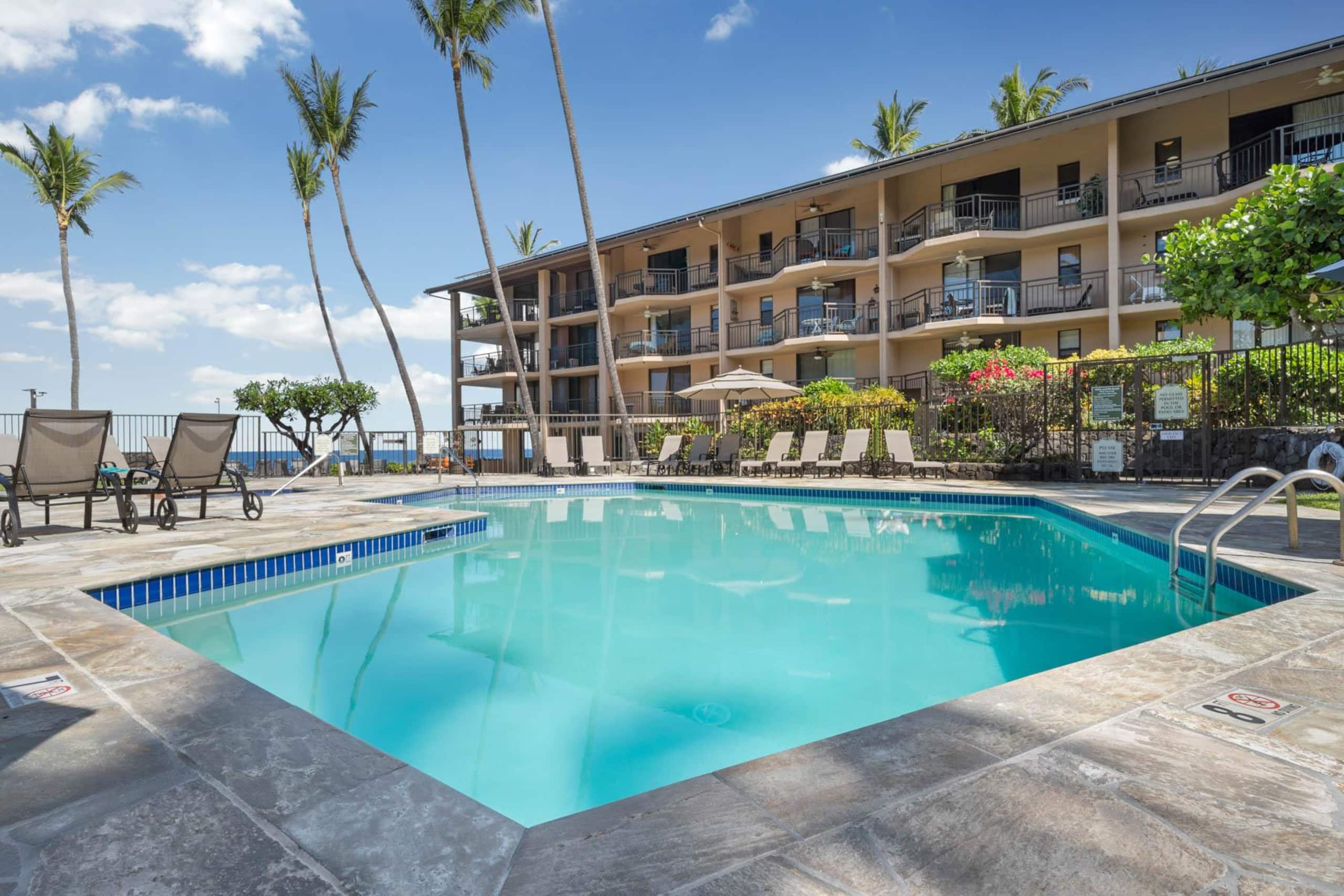 Condo in Kailua-Kona · ★4.94 · 2 bedrooms · 3 beds · 2 baths - Image 27