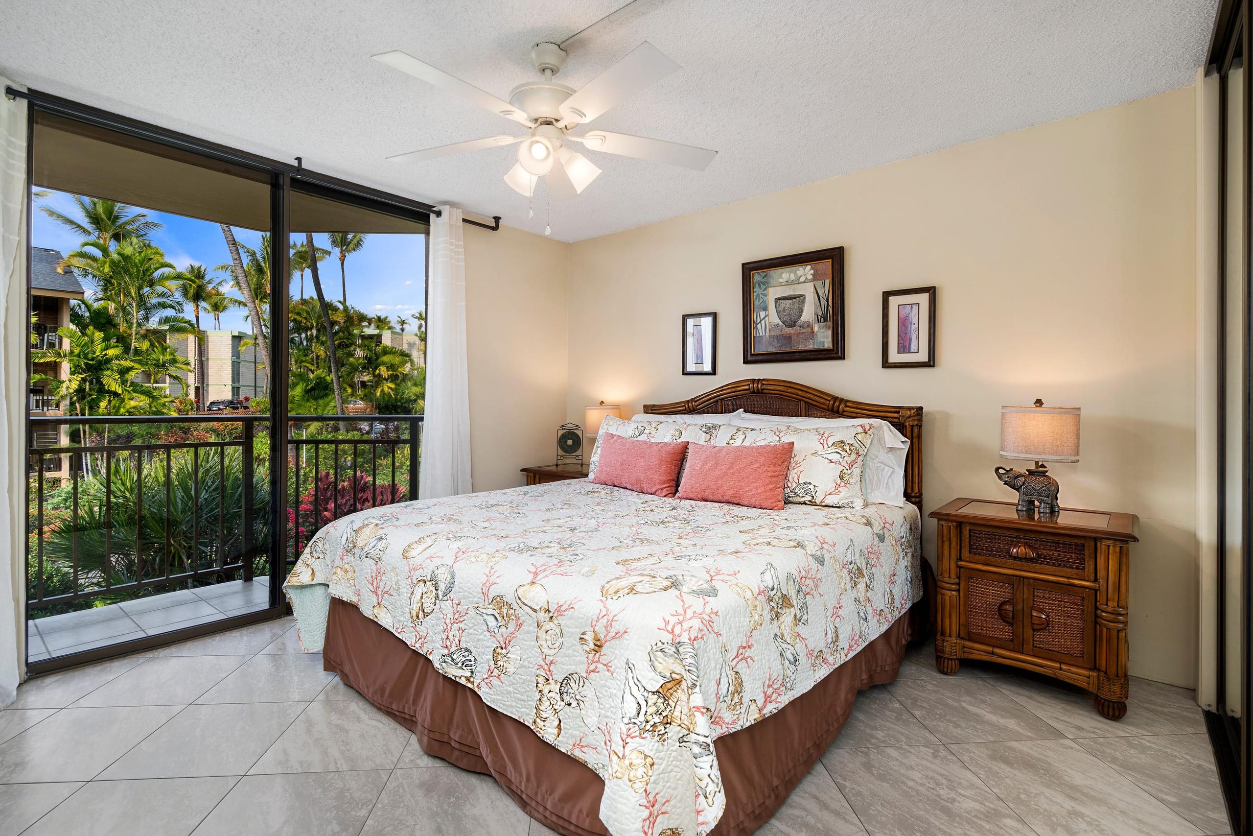 Condo in Kailua-Kona · ★4.94 · 2 bedrooms · 3 beds · 2 baths - Image 10