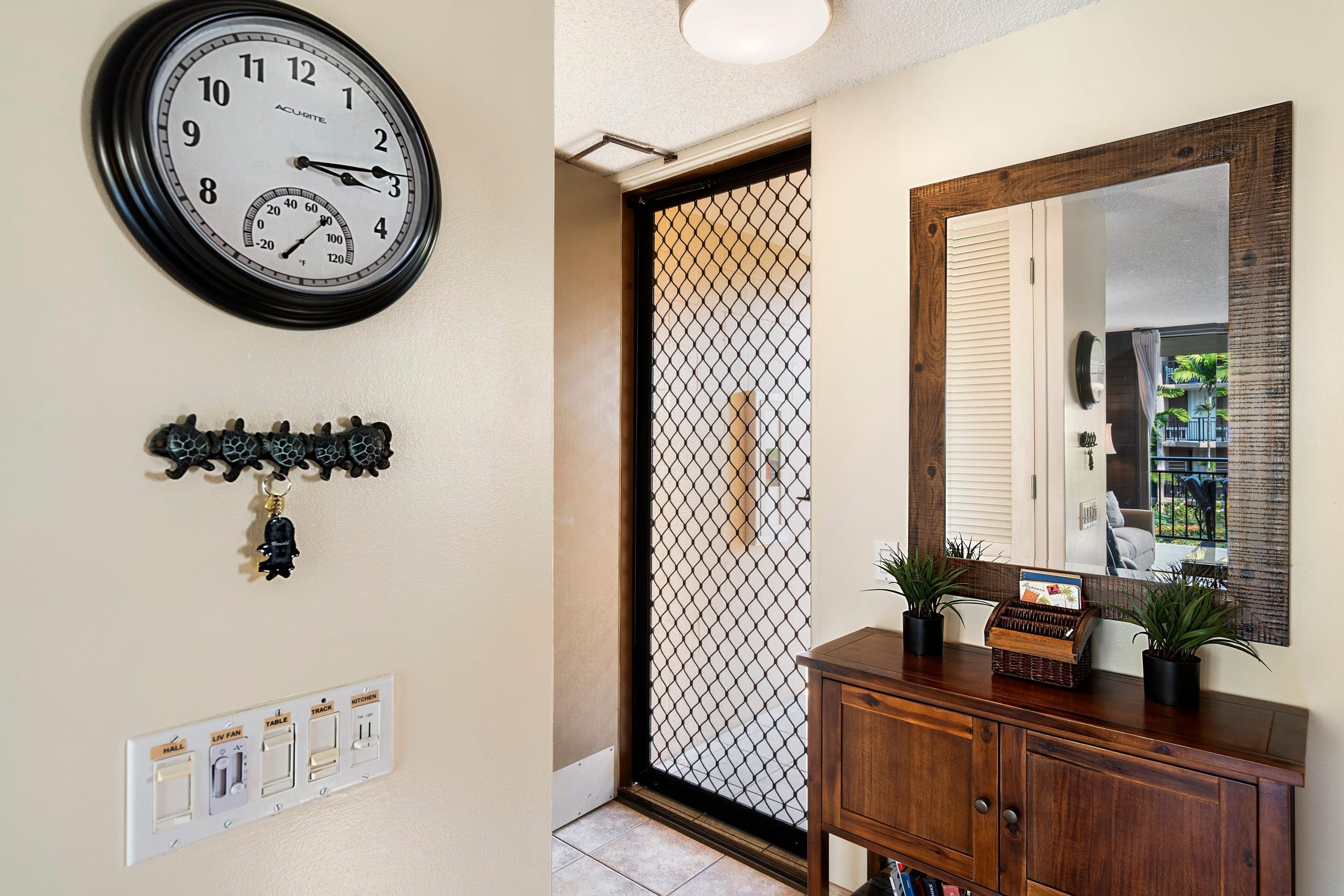 Condo in Kailua-Kona · ★4.94 · 2 bedrooms · 3 beds · 2 baths - Image 19