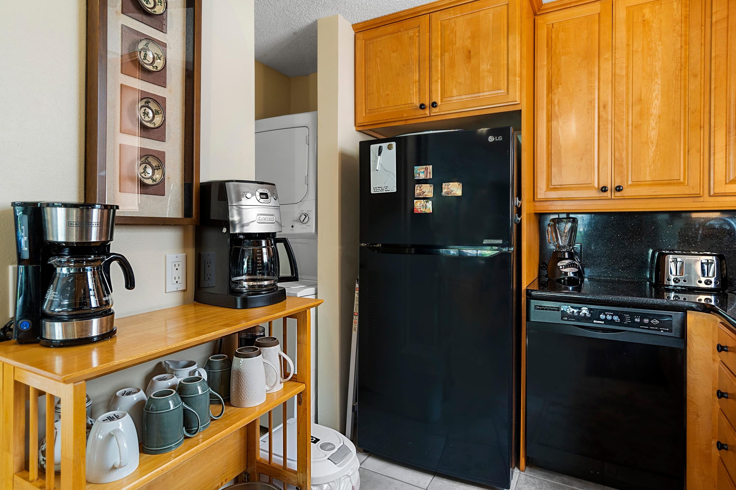 Condo in Kailua-Kona · ★4.94 · 2 bedrooms · 3 beds · 2 baths - Image 9