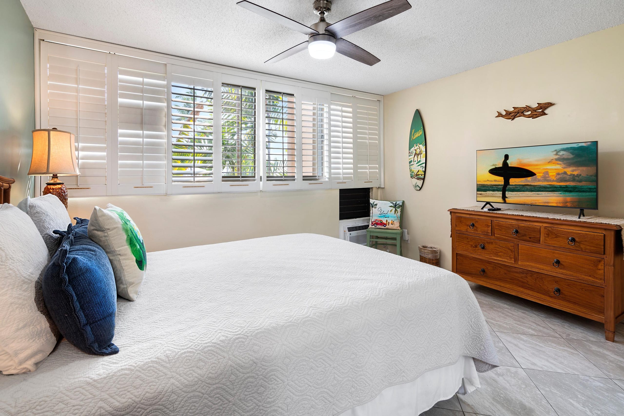 Condo in Kailua-Kona · ★4.94 · 2 bedrooms · 3 beds · 2 baths - Image 15
