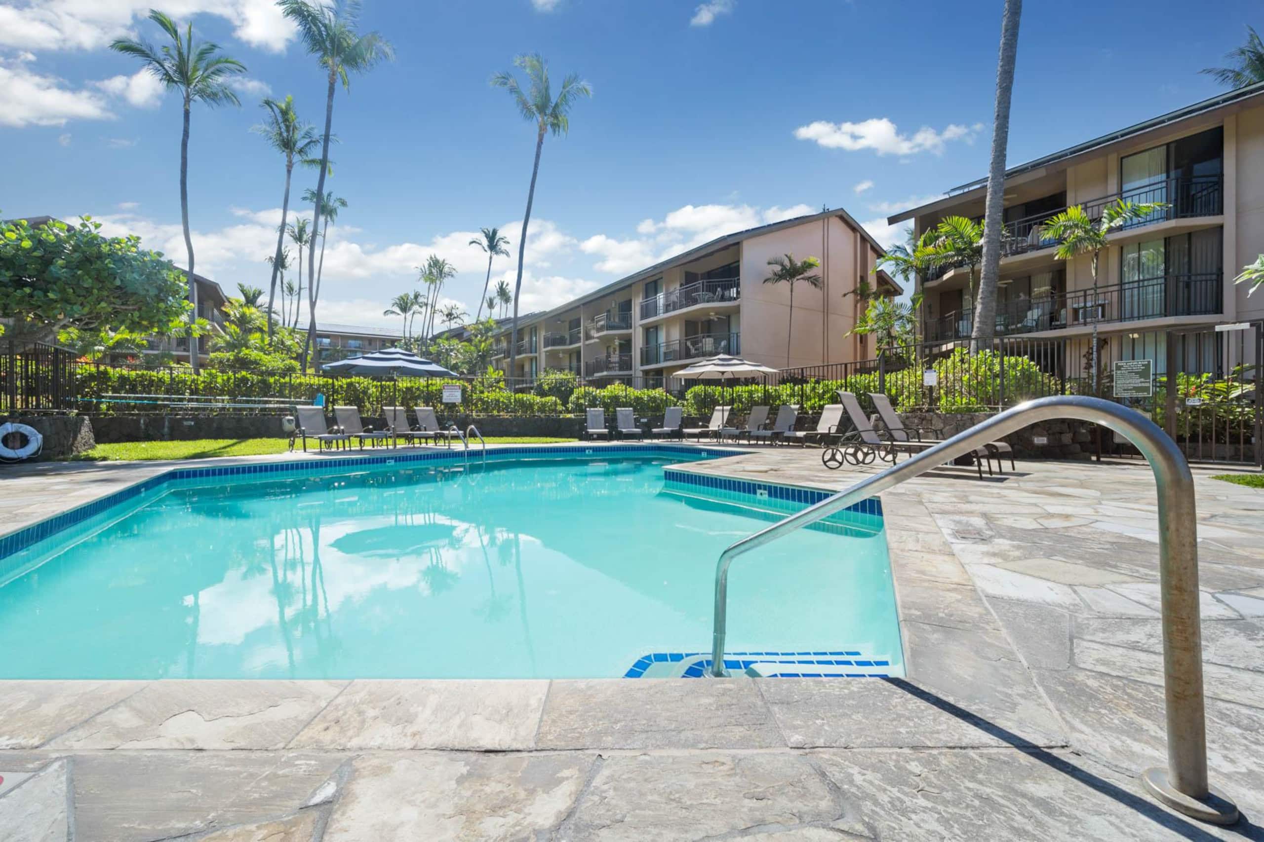 Condo in Kailua-Kona · ★4.94 · 2 bedrooms · 3 beds · 2 baths - Image 25