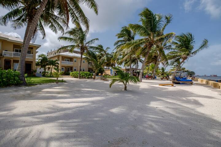 Spacious Condo Near Town with Pool & Oceanviews gallery image 2