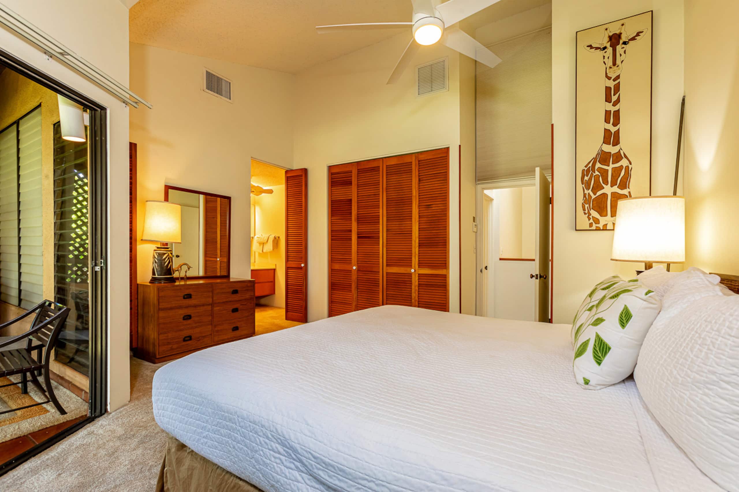 Townhouse in Kihei · ★4.28 · 2 bedrooms · 5 beds · 2.5 baths - Image 16