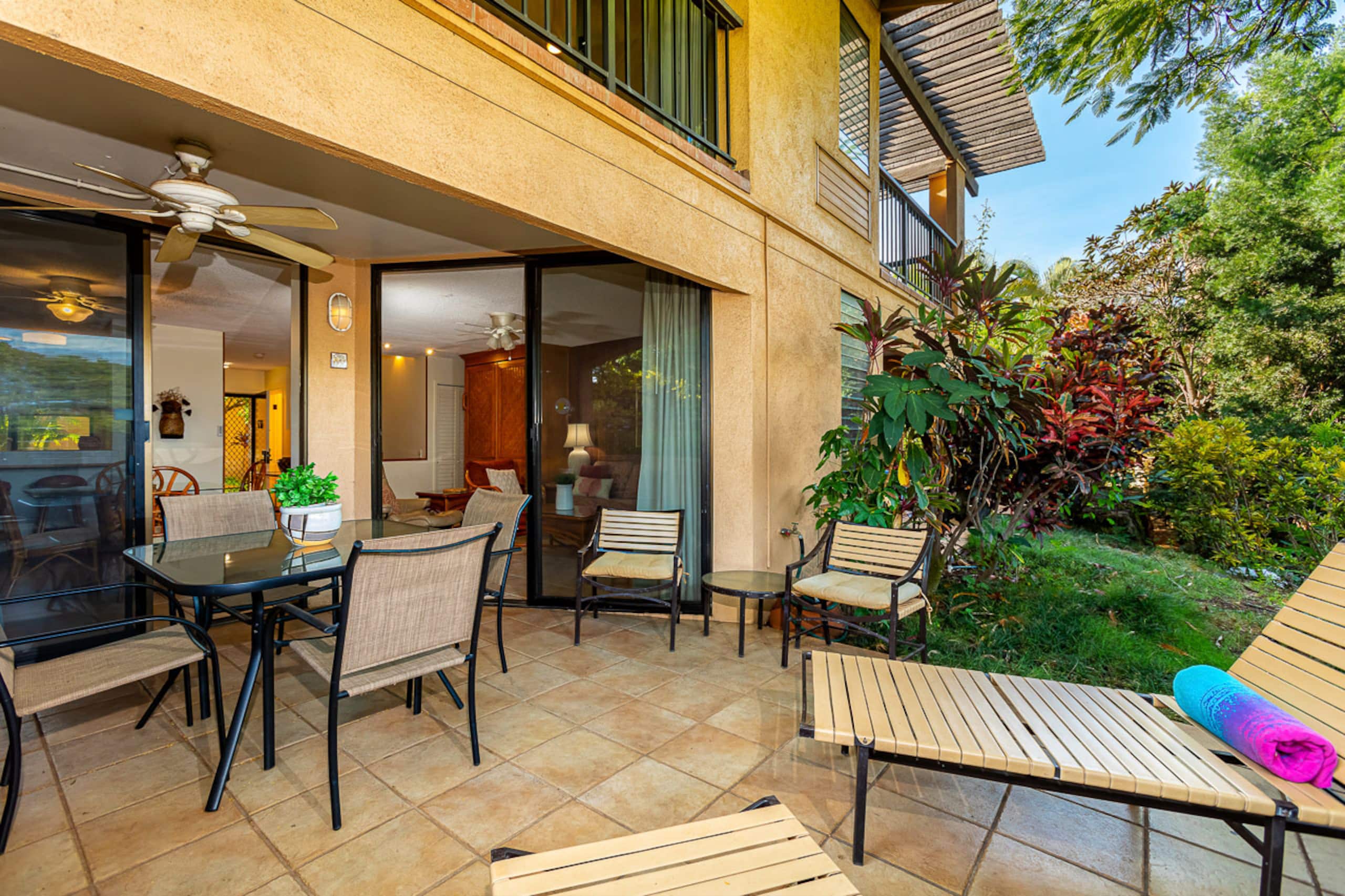 Townhouse in Kihei · ★4.28 · 2 bedrooms · 5 beds · 2.5 baths - Image 3