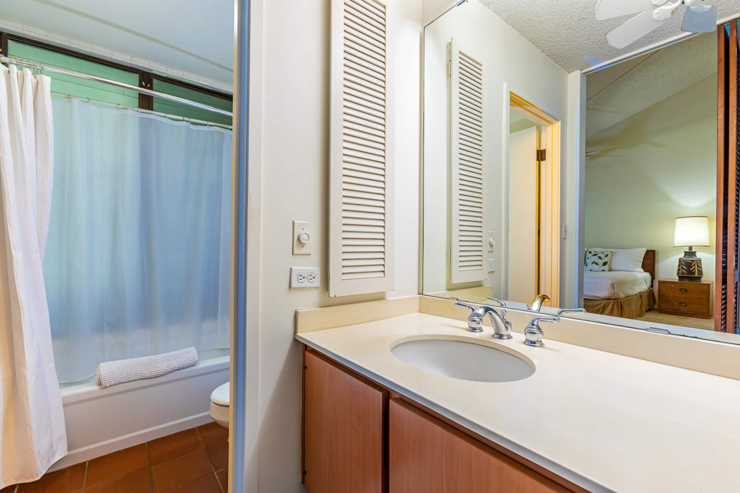 Townhouse in Kihei · ★4.28 · 2 bedrooms · 5 beds · 2.5 baths - Image 20