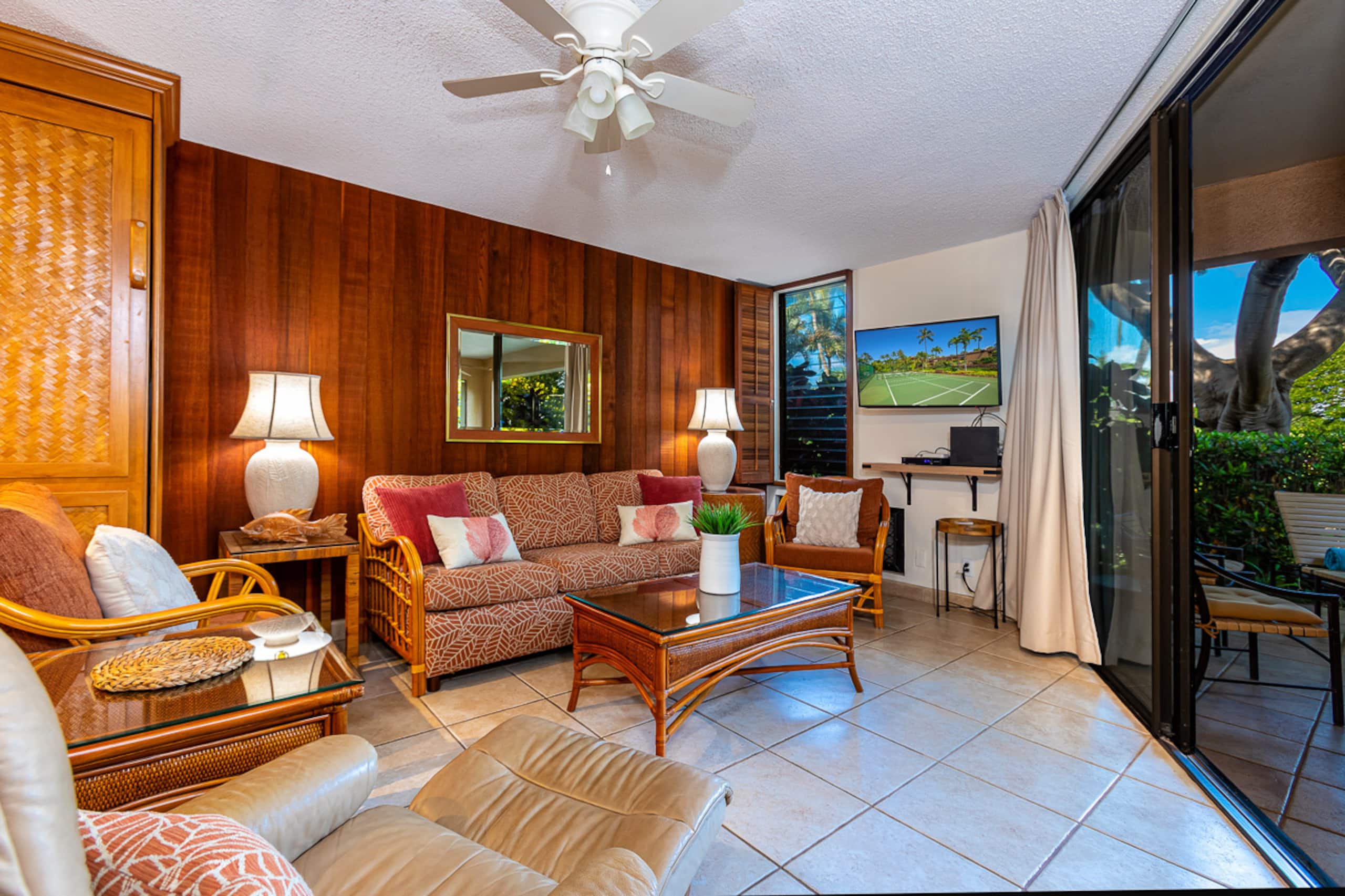 Townhouse in Kihei · ★4.28 · 2 bedrooms · 5 beds · 2.5 baths - Image 5