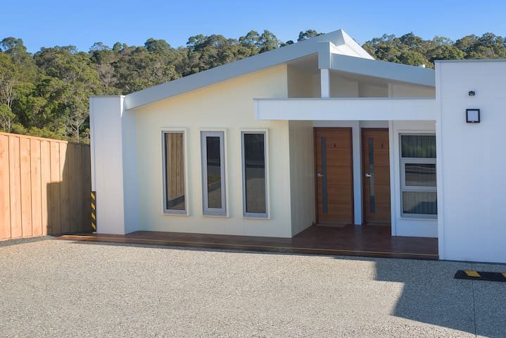 Ohana A – WIFI, 10 minutes to the cafe strip