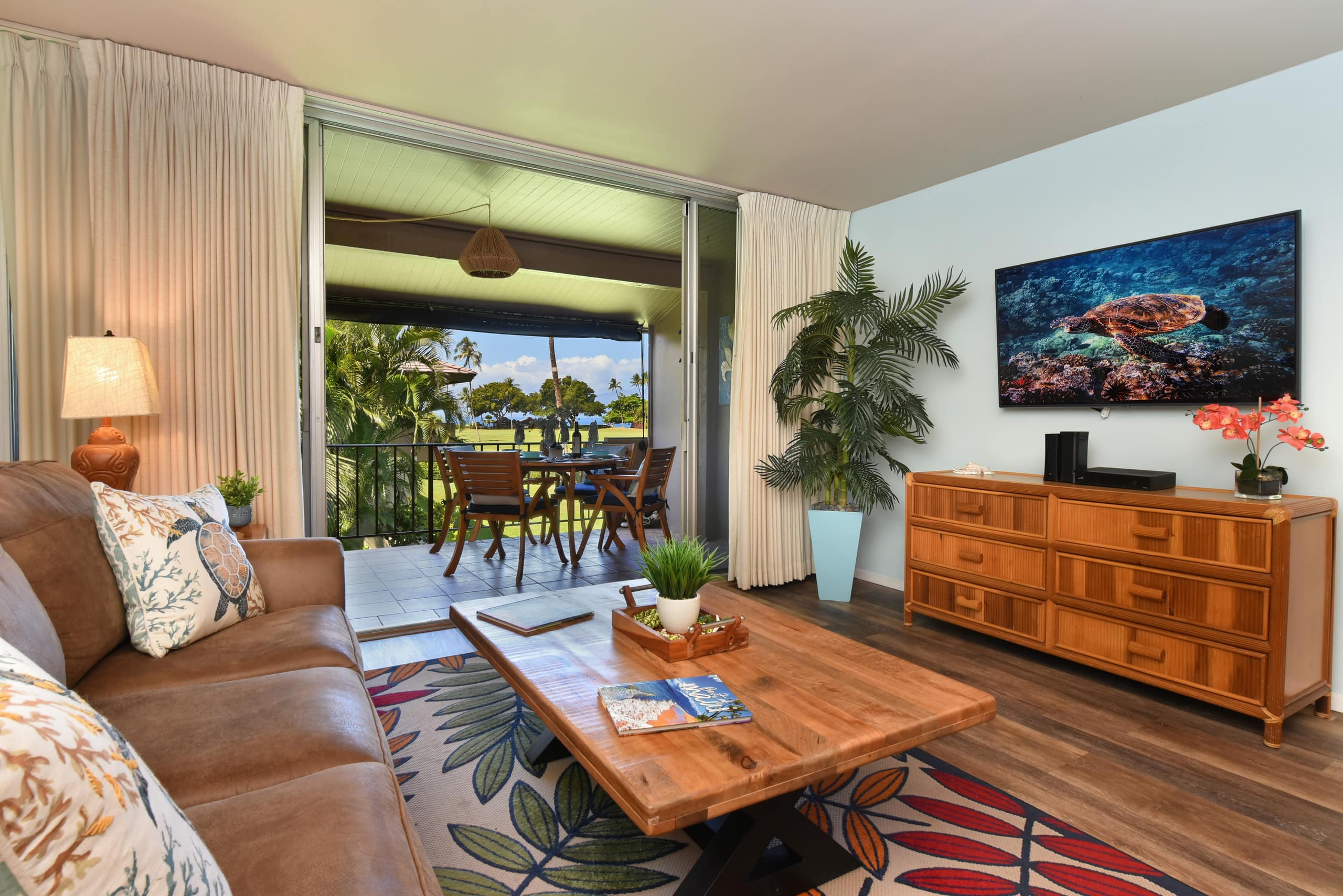 Condo in Lahaina · ★4.77 · 1 bedroom · 2 beds · 1 bath - Image 9