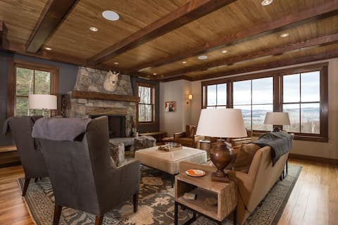Slopeside Luxury at Sugarbush. Best of the Valley