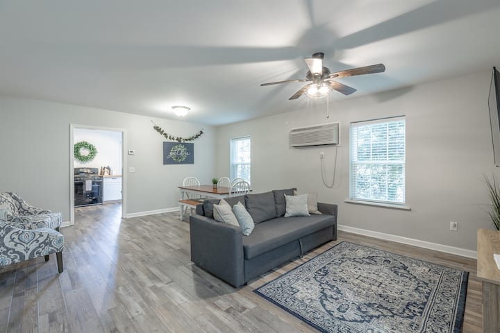 Otvorená obývacia izba a jedáleň