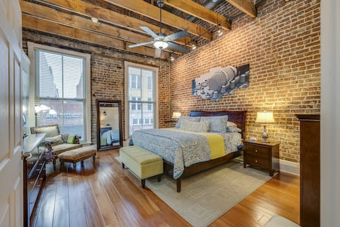 Unwind Vacation Rentals Image