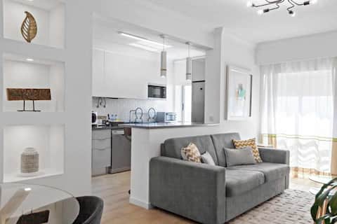 Top performing Airbnb: Timeless Sea I - Apartment in Armação De Pêra