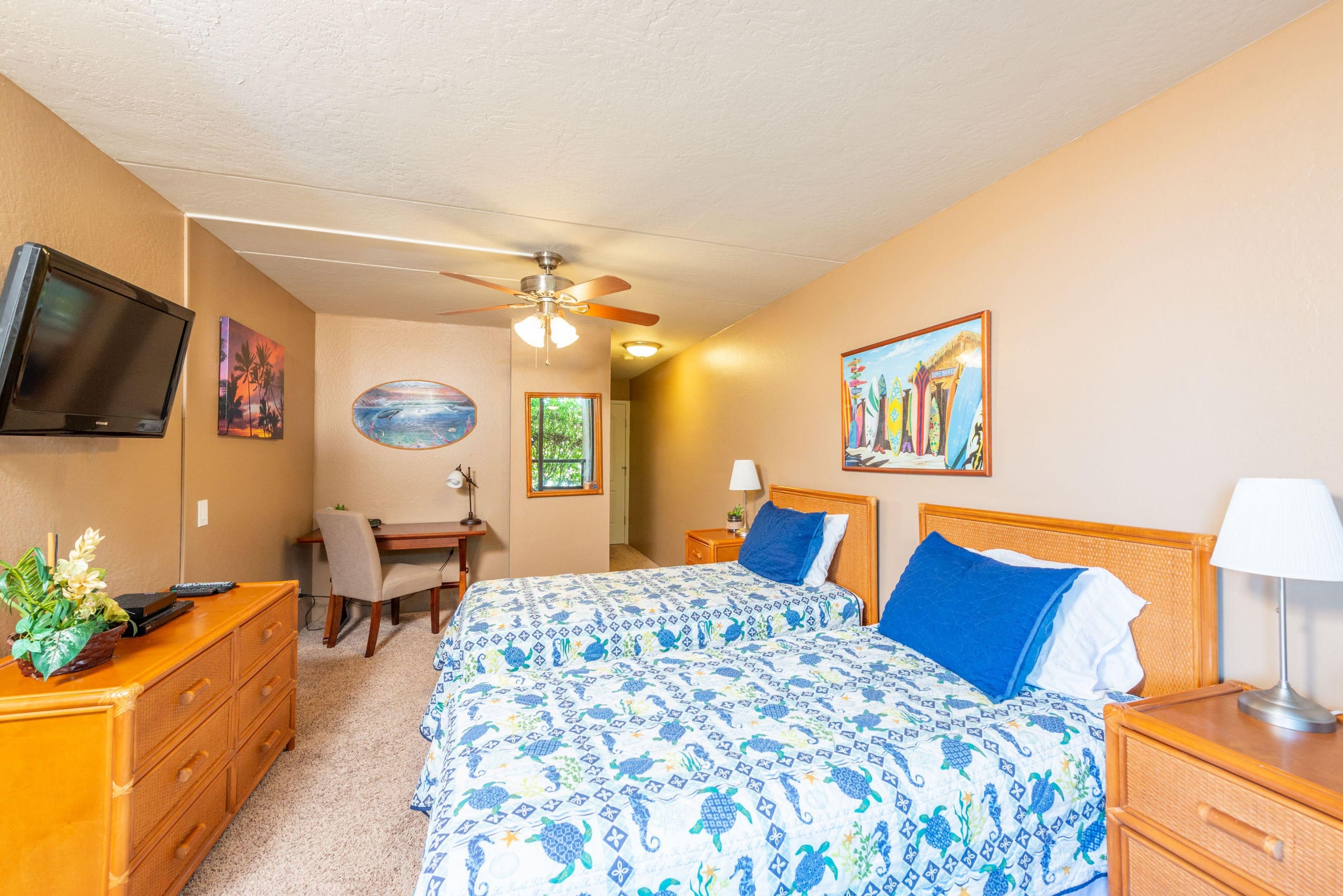 Condo in Kailua-Kona · ★4.87 · 2 bedrooms · 4 beds · 3 private baths - Image 13