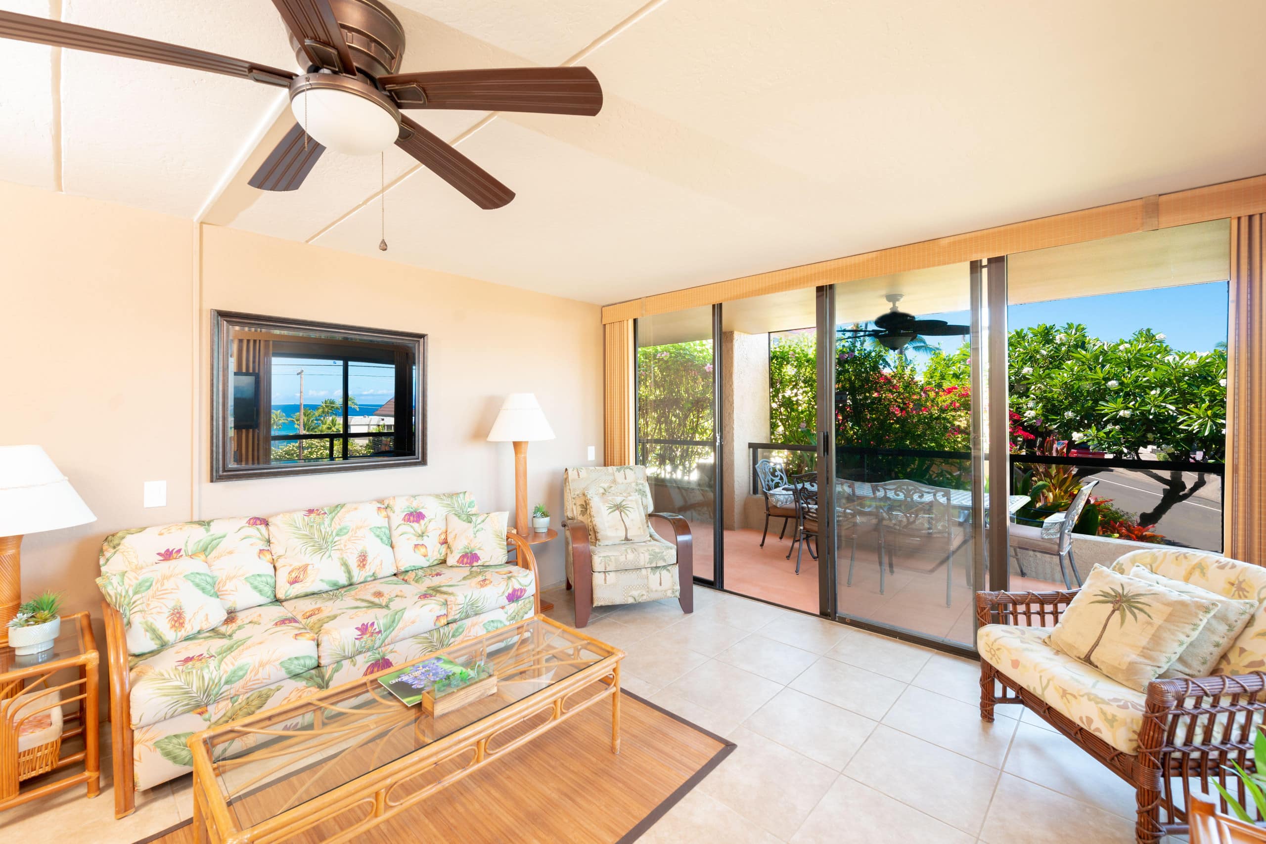 Condo in Kailua-Kona · ★4.87 · 2 bedrooms · 4 beds · 3 private baths - Image 7