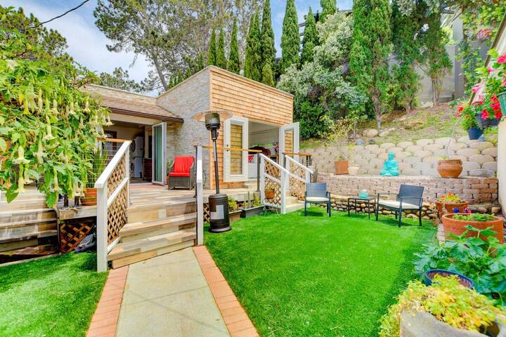 Sunny Jim’s Sea Cave unique home! gallery image 3