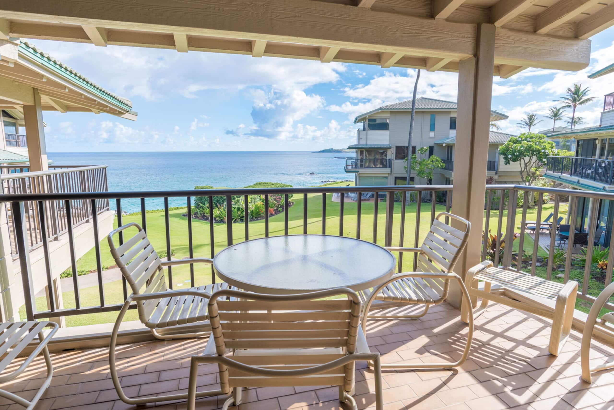 Condo in Kapalua · ★5.0 · 1 bedroom · 2 beds · 1.5 baths - Image 2