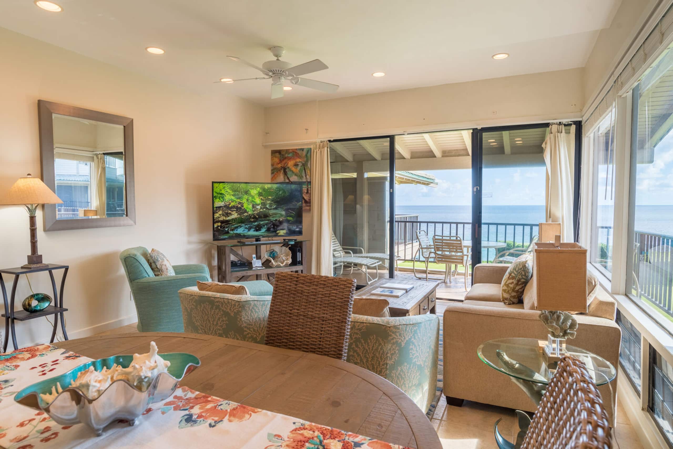 Condo in Kapalua · ★5.0 · 1 bedroom · 2 beds · 1.5 baths - Image 8