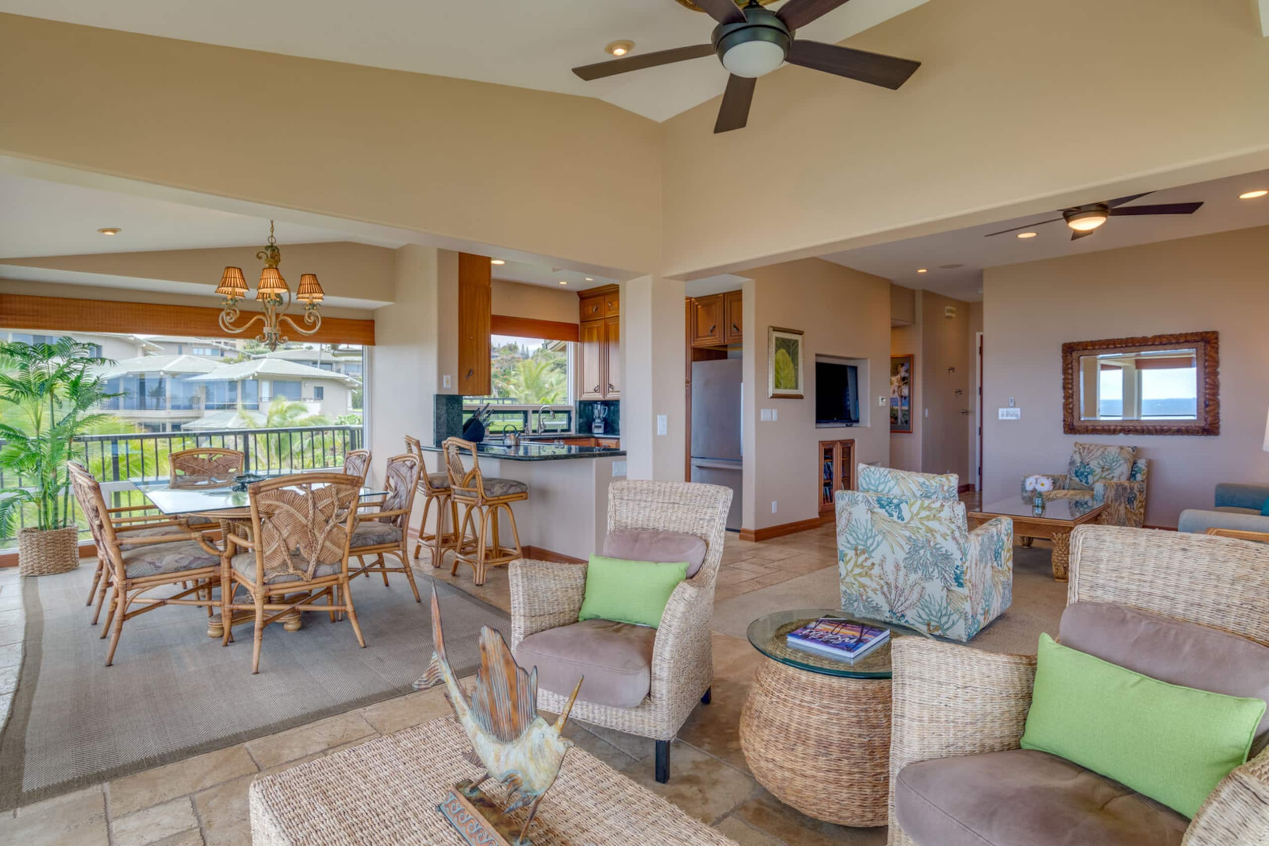Condo in Lahaina · ★4.88 · 2 bedrooms · 4 beds · 2.5 baths - Image 38