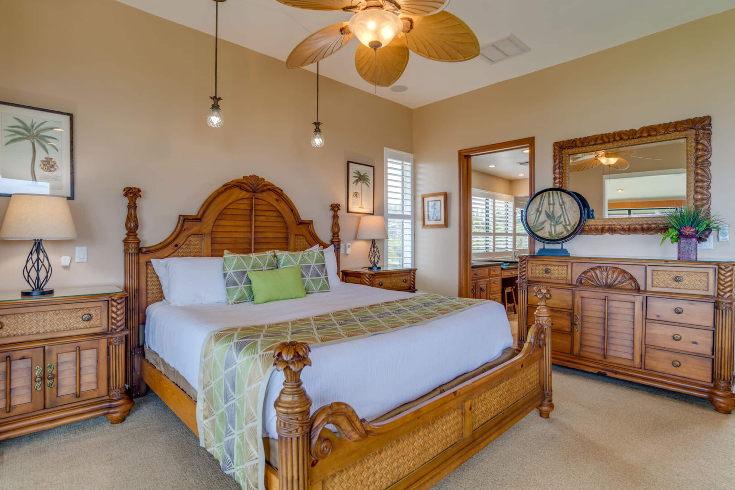Condo in Lahaina · ★4.88 · 2 bedrooms · 4 beds · 2.5 baths - Image 15