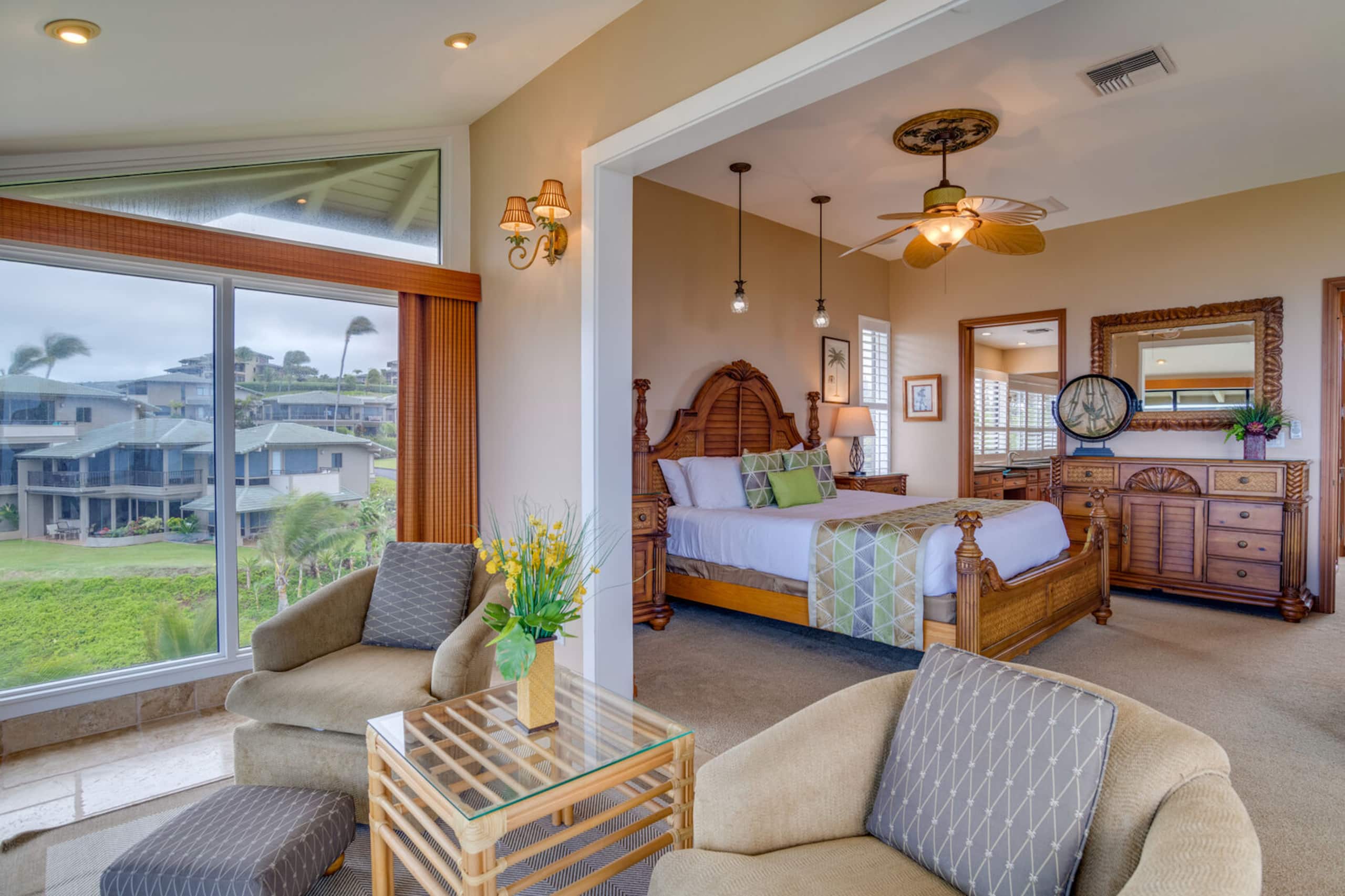 Condo in Lahaina · ★4.88 · 2 bedrooms · 4 beds · 2.5 baths - Image 16
