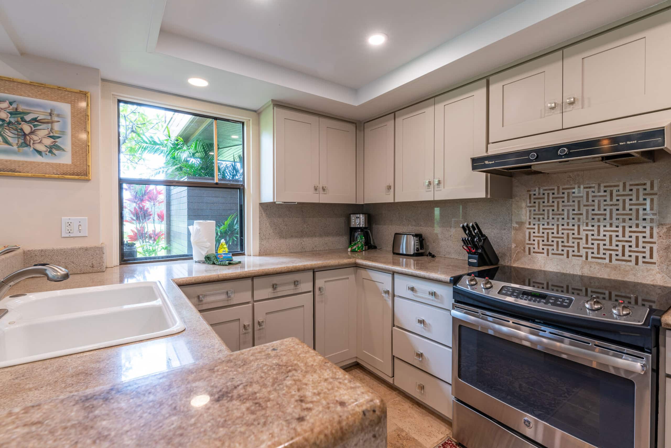 Condo in Kapalua · ★4.88 · 1 bedroom · 2 beds · 2 baths - Image 13