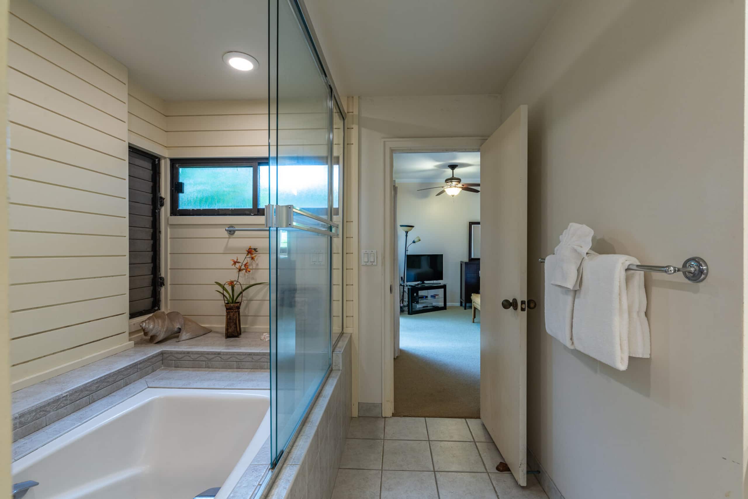 Condo in Kapalua · ★4.88 · 1 bedroom · 2 beds · 2 baths - Image 28