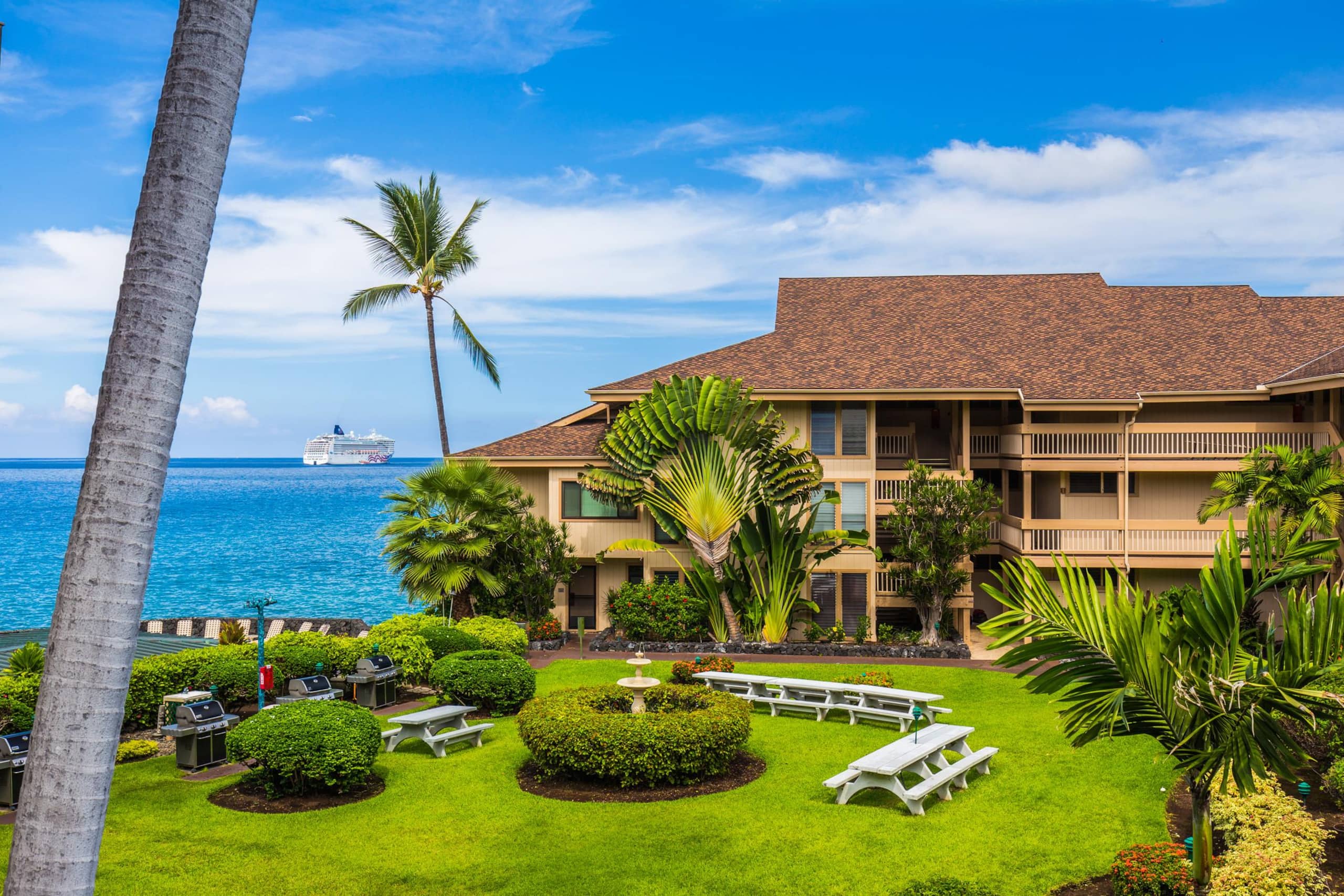 Condo in Kailua-Kona · ★5.0 · 2 bedrooms · 3 beds · No bathroom - Image 2