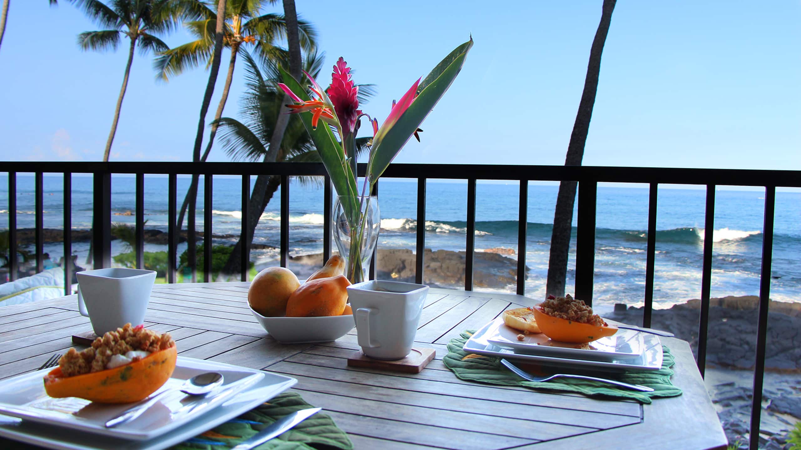 Condo in Kailua-Kona · ★4.18 · 2 bedrooms · 4 beds · No bathroom - Image 2