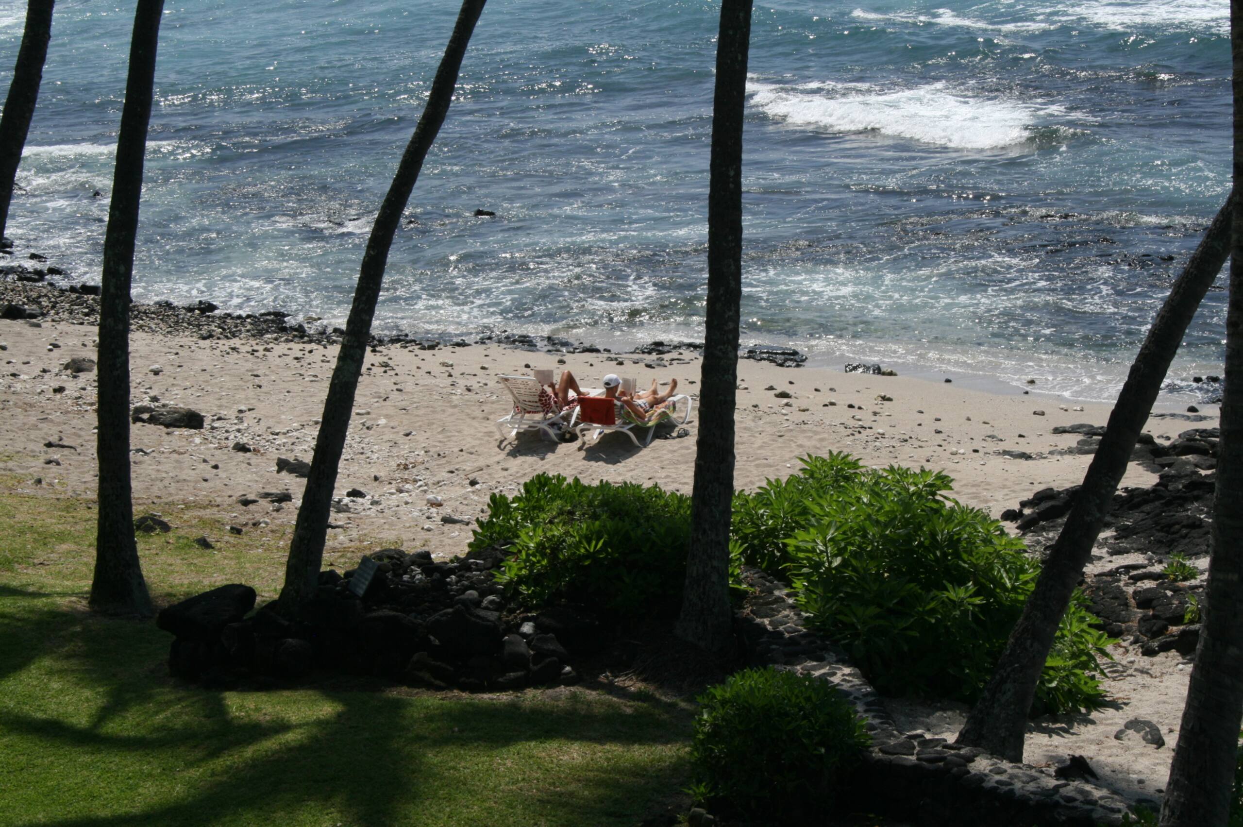 Condo in Kailua-Kona · ★4.17 · 2 bedrooms · 2 beds · 1.5 baths - Image 18
