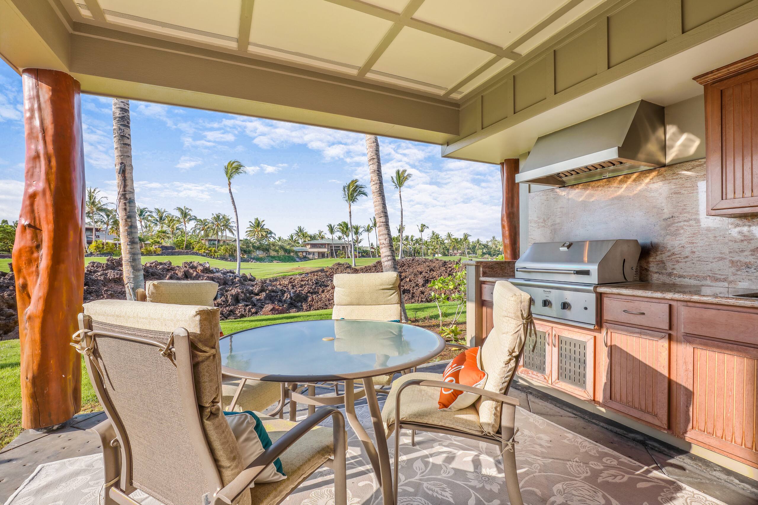 Townhouse in Kohala · ★4.8 · 3 bedrooms · 4 beds · No bathroom - Photo 8