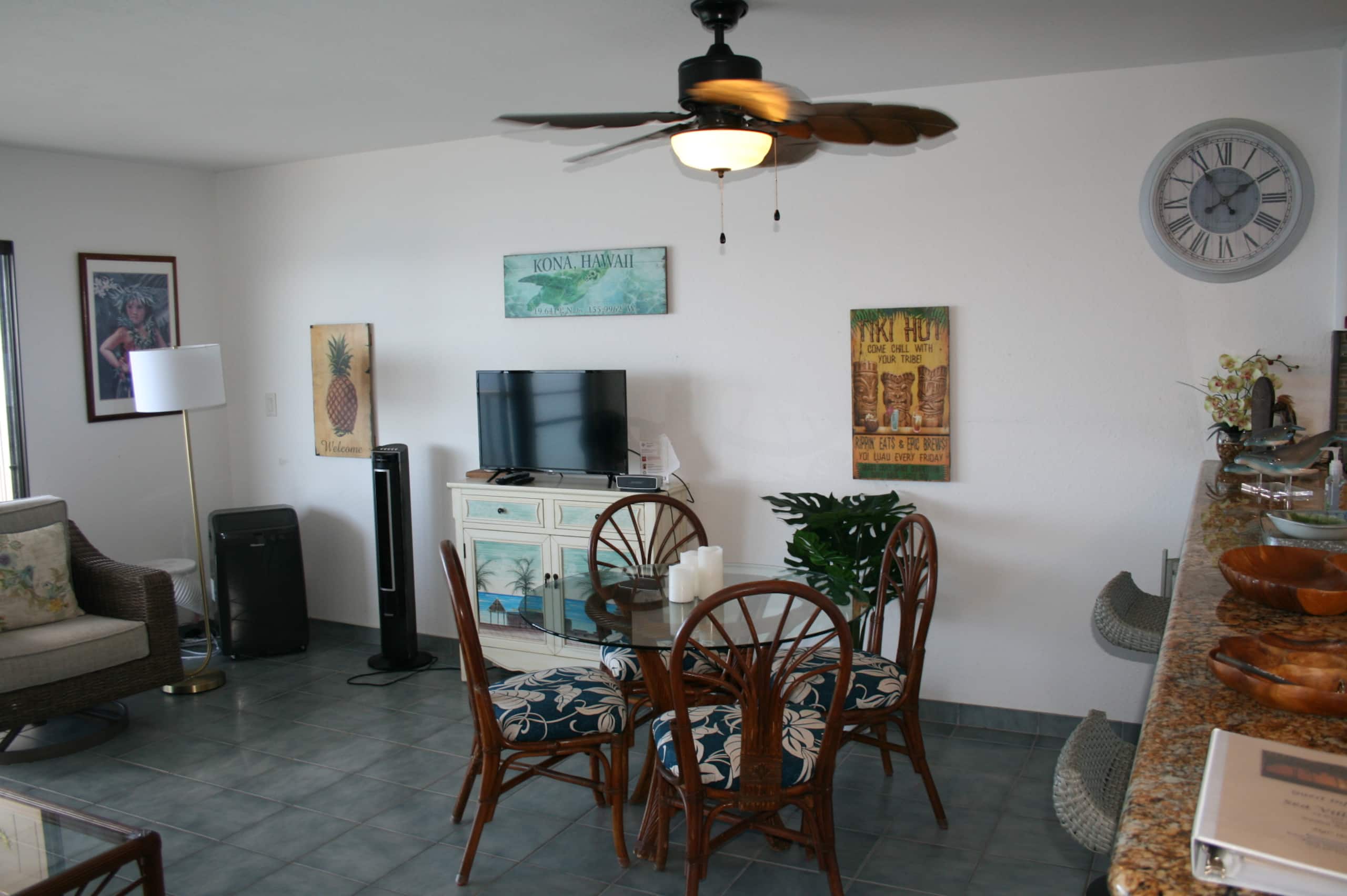 Condo in Kailua-Kona · ★4.75 · 1 bedroom · 2 beds · No bathroom - Image 3