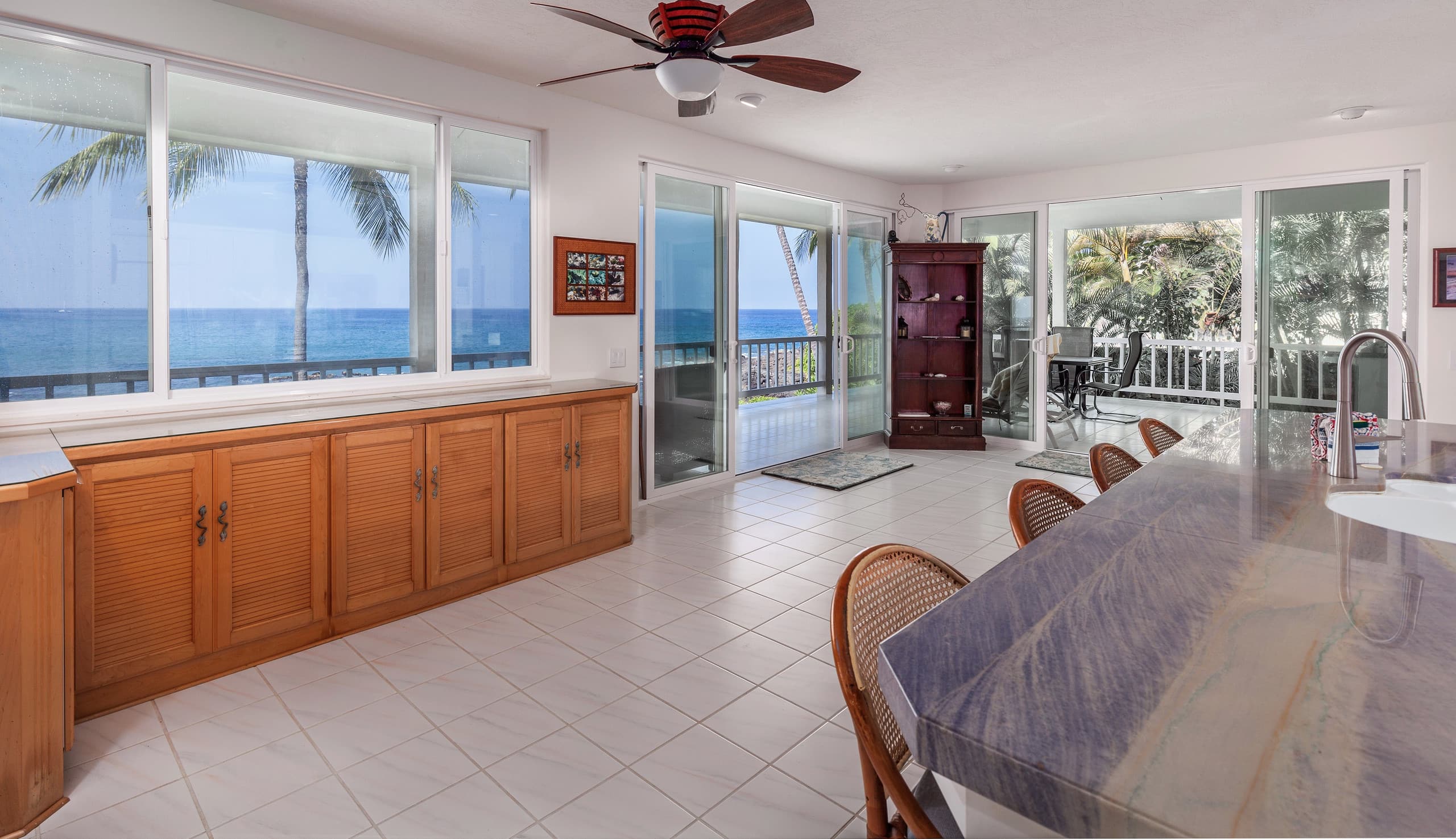 Home in Kailua-Kona · ★5.0 · 3 bedrooms · 3 beds · Half-bath - Image 7