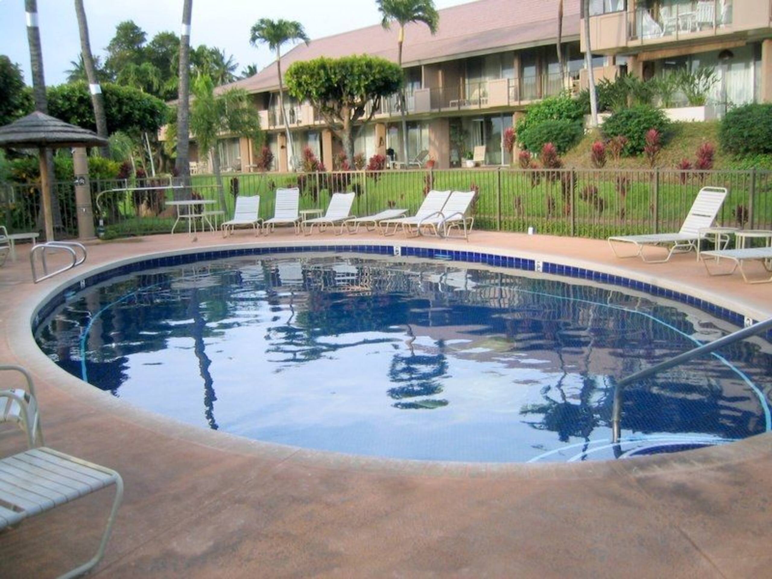 Condo in Lahaina · ★4.62 · 1 bedroom · 3 beds · 2 baths - Image 31