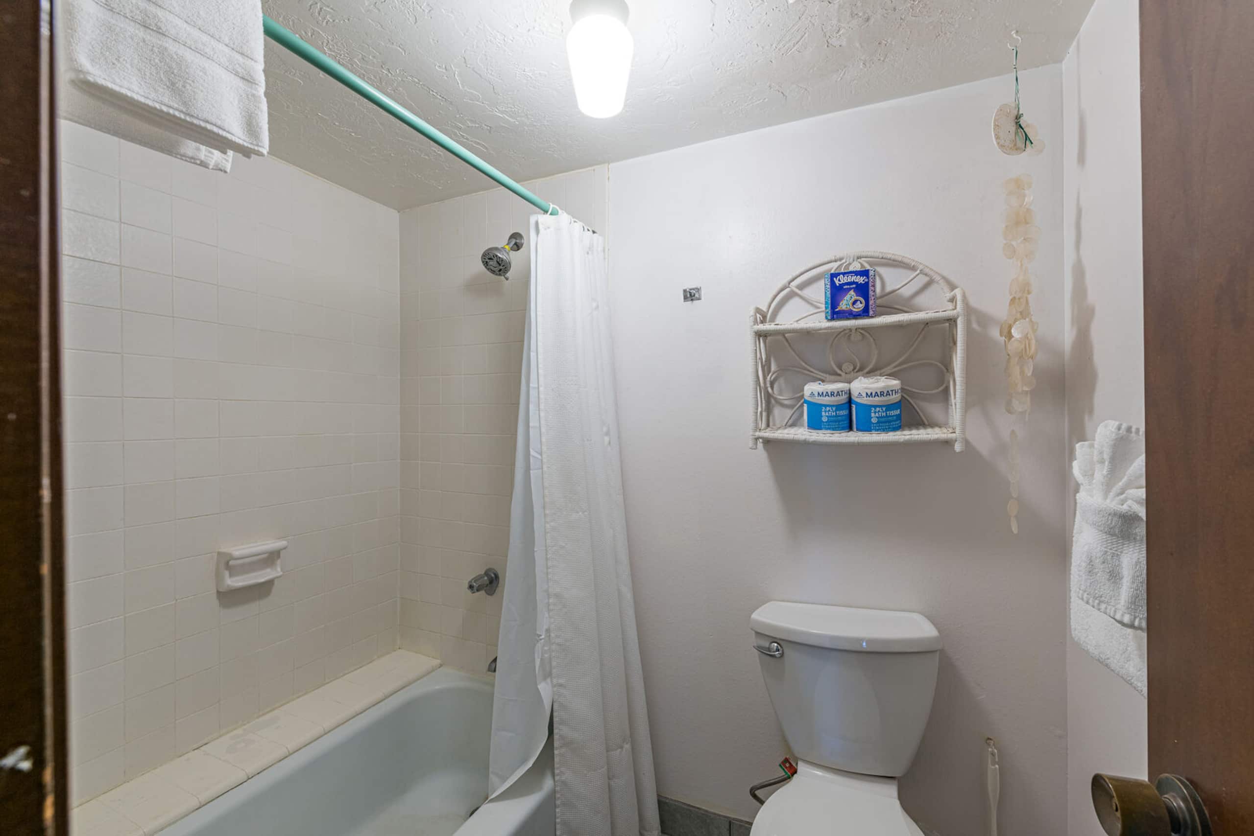 Condo in Lahaina · ★4.62 · 1 bedroom · 3 beds · 2 baths - Image 11