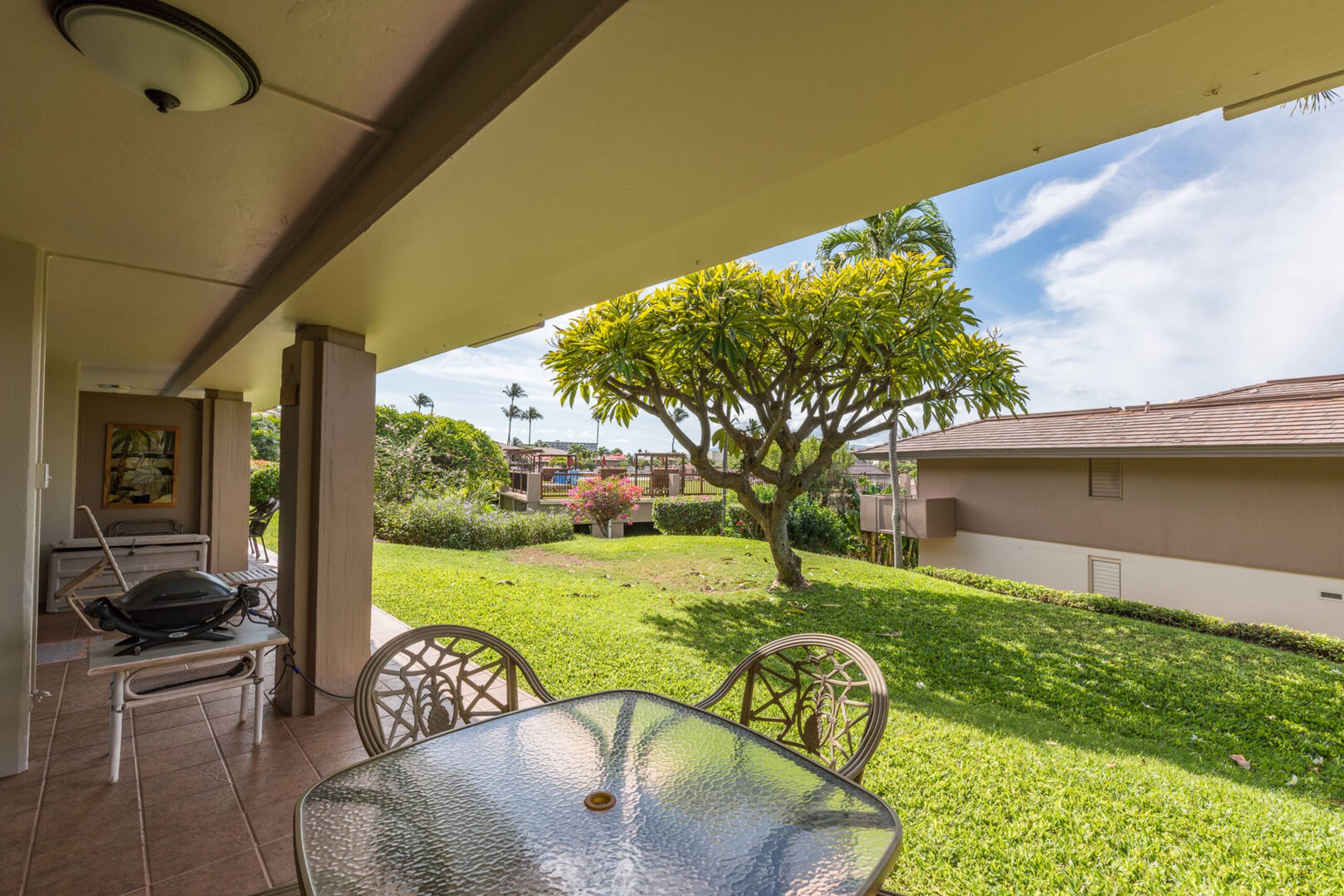 Condo in Lahaina · ★4.62 · 1 bedroom · 3 beds · 2 baths - Image 2