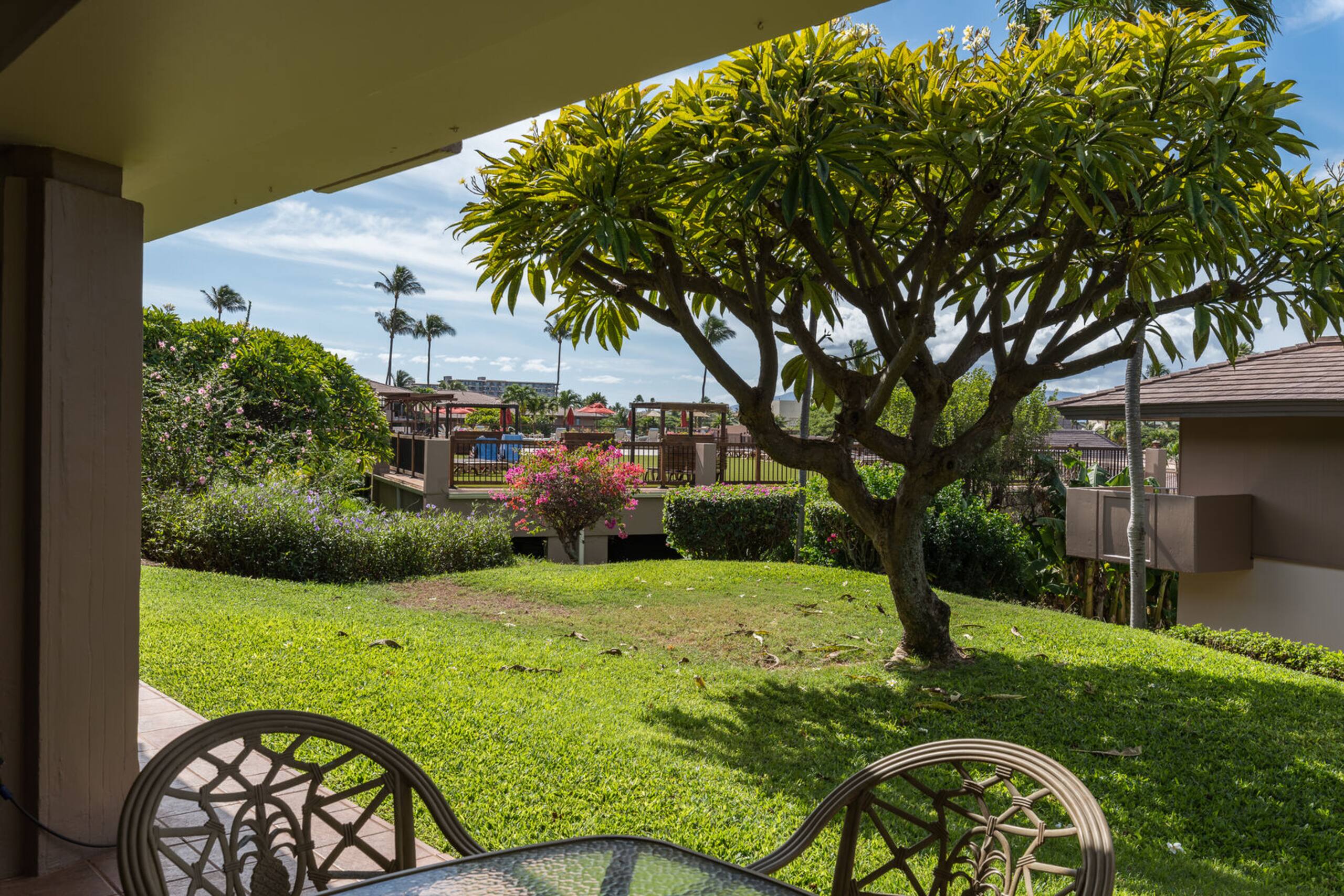 Condo in Lahaina · ★4.62 · 1 bedroom · 3 beds · 2 baths - Image 6